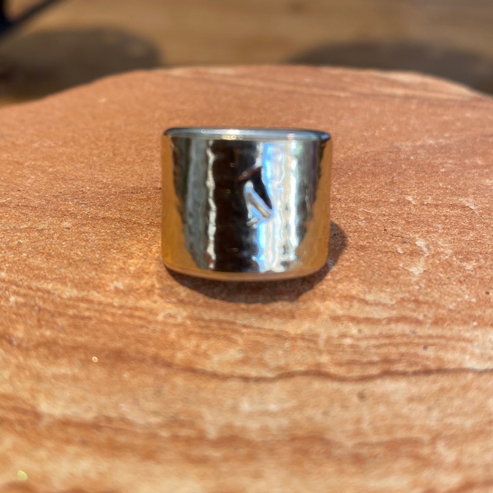 🎉 VINTAGE SILPADA STERLING SILVER AND 9K GOLD OVERLAY TEXTURED BAND RING R1628